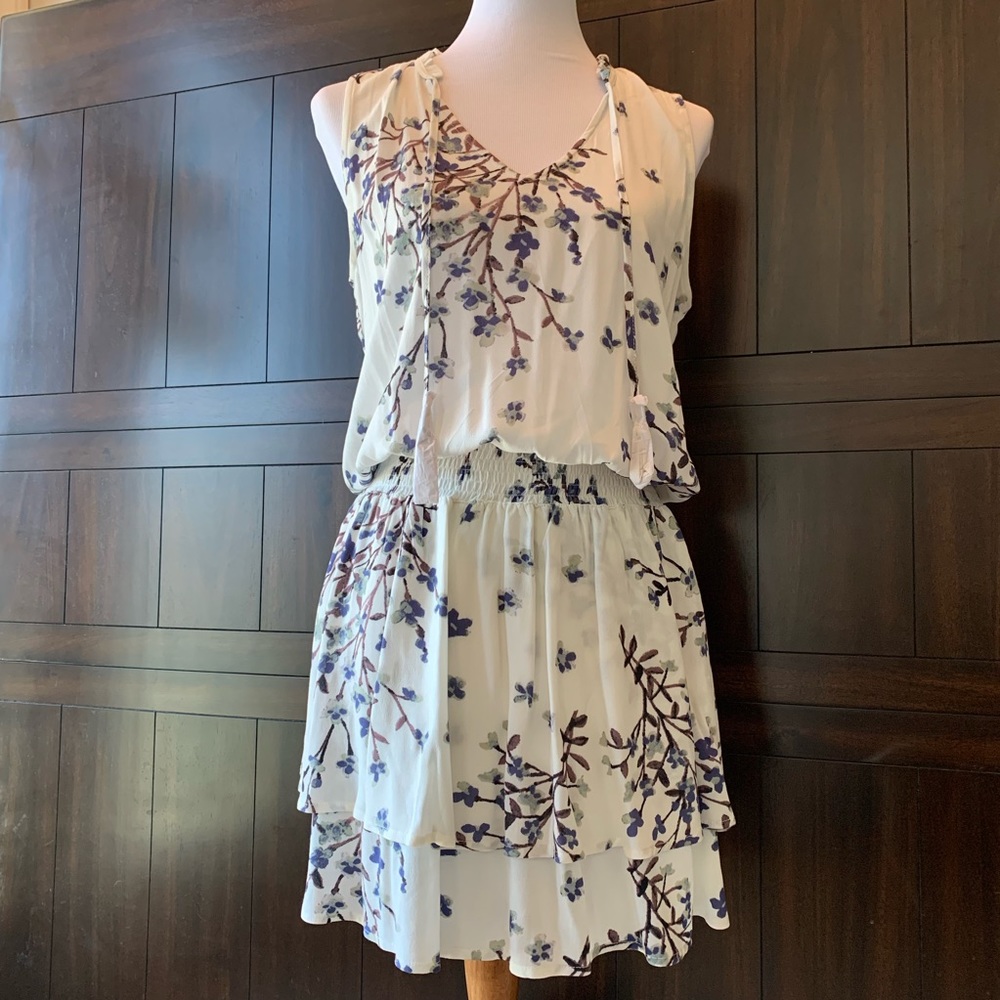 Love Stitch NWT Floral dress size M